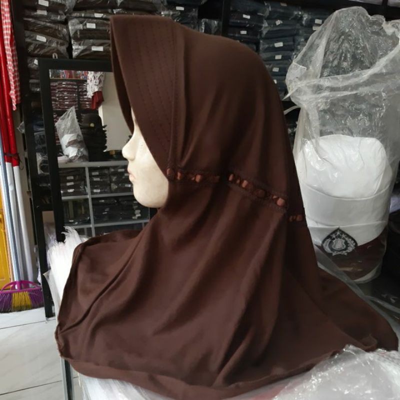 Kerudung sekolah coklat pramuka instan