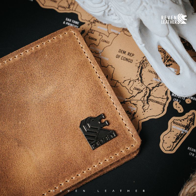 Fashion Dompet Pria Lipat Kulit Sapi Asli 100% Premium Wallet Bahan Crazy Horse Exclusive Branded Laki-laki 6 Slot Card