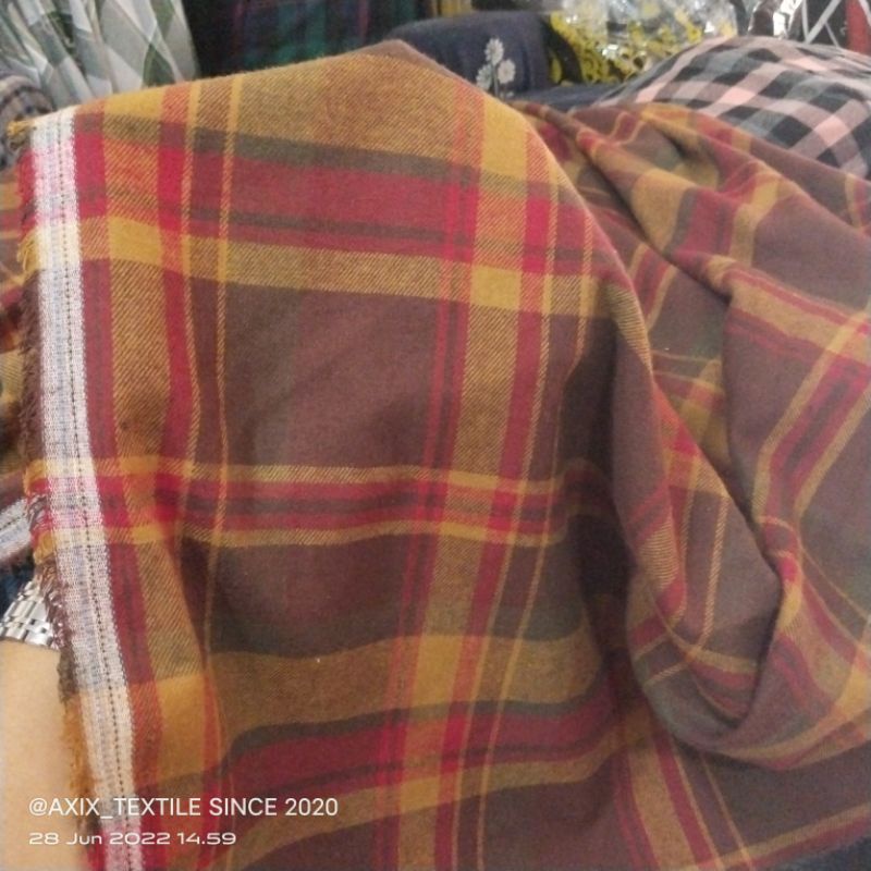 HARGA/0,5 M | KATUN FLANNEL | KAIN FLANEL UNIQLO | KAIN FLANEL PREMIUM | BAHAN FLANEL MOTIF KOTAK
