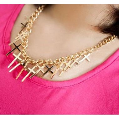 Unik Kalung Rantai Emas Liontin Salib Salib Kecil Berkualitas