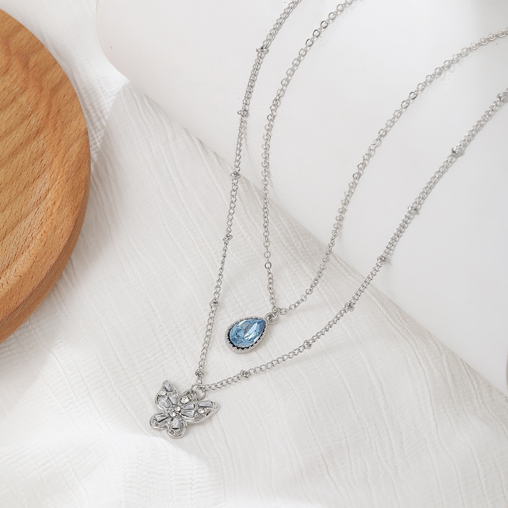 Kalung Rantai Klavikula Liontin Kupu-Kupu Berlian Biru Model Double Layer Gaya Korea