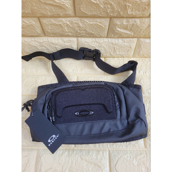 Oakley Icon Belt Bag 2.0 Tas Selempang Pinggang Oakley Original