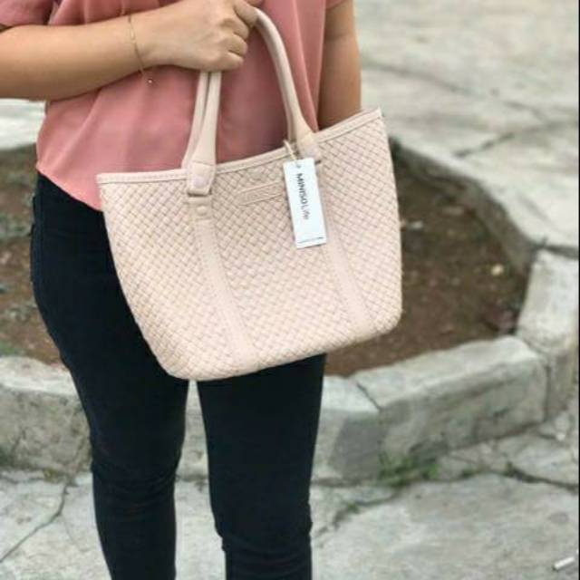 Knitted shoulder bag miniso