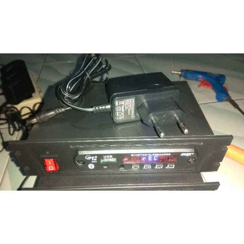 Modul mp3 bluetooth layar biru