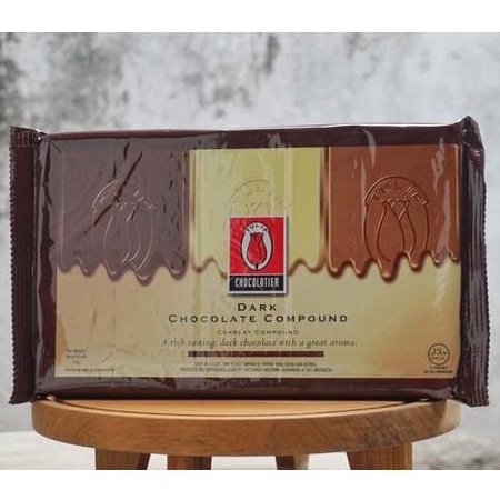

Tulip Dark Chocolate Compound 1kg Cokelat Compound Hitam