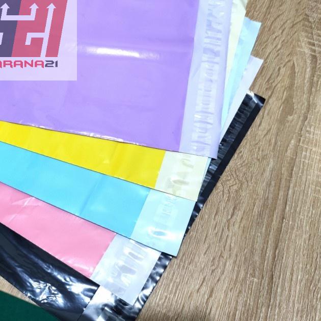 

경 Polymailer Glossy 25x35 100 lembar