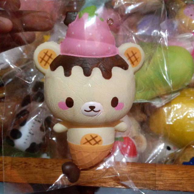 Creamiicandy Yummibear Mermaid Strawberry squishy license