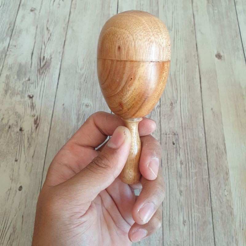 Alat Musik Marakas Telur Kecil Gagang Stik Egg Shaker Bahan Kayu Polos Motif