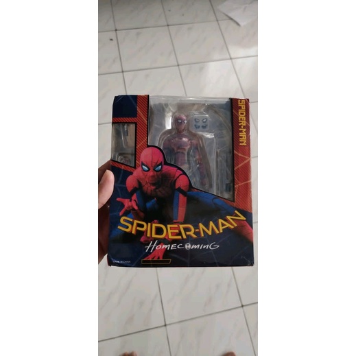 Spiderman OMTHQ0EL Action Figure - Red/Blue