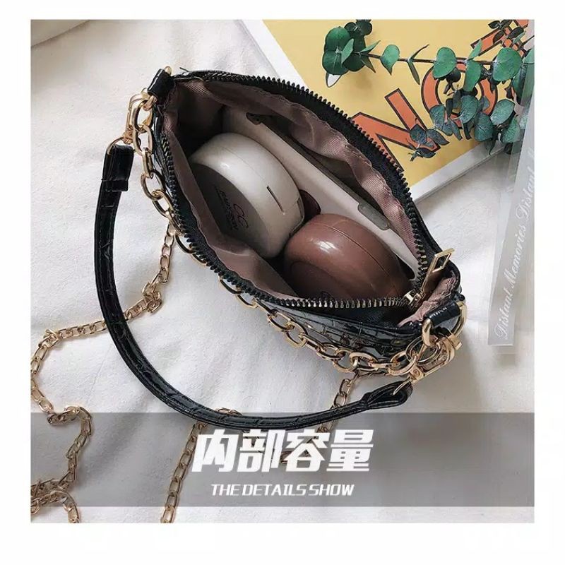 Alligator Bag Double Chain Tas Wanita Double Rantai Tas Slempang Rantai Wanita Sling Bag Rantai Wanita Tas Wanita Model Korea Tas Wanita Tomboy Tas Make Up Wanita Tas Makeup Wanita Tas Simple Wanita Tas Modern Wanita Tas 2001 Tas Anti Air Wanita