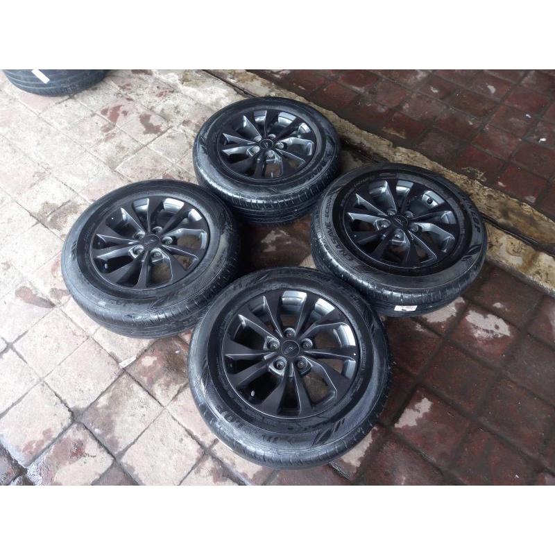 VELG SEKEN BEKAS COPOTAN MOBIL TERIOS RING 16 + BAN COPOTAN 215 65 R17