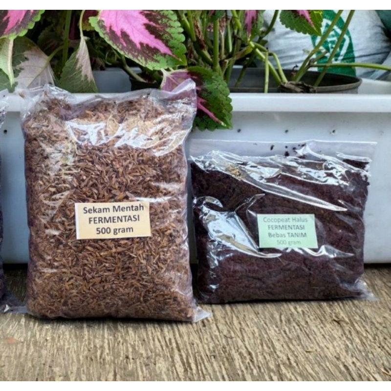 Cocopeat fermentasi 500 gram, sekam mentah fermentasi