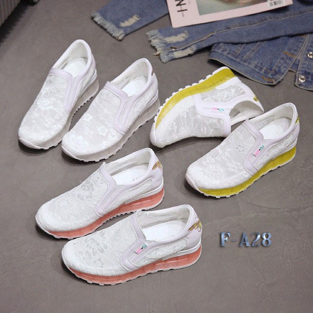 SEPATU WEDGES BROKAT BUTTERFLY KOREA TYPE :A28 - 0989