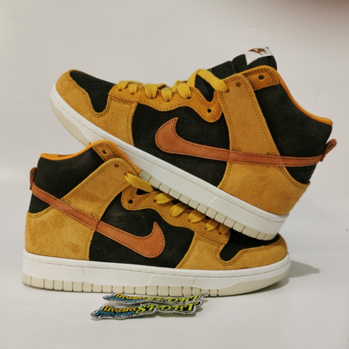 Jual NIKE DUNK HIGH PRM VELVET BROWN 
