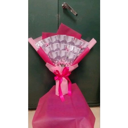 buket uang asli/ money bouquet / kado ultah / wisuda / gift