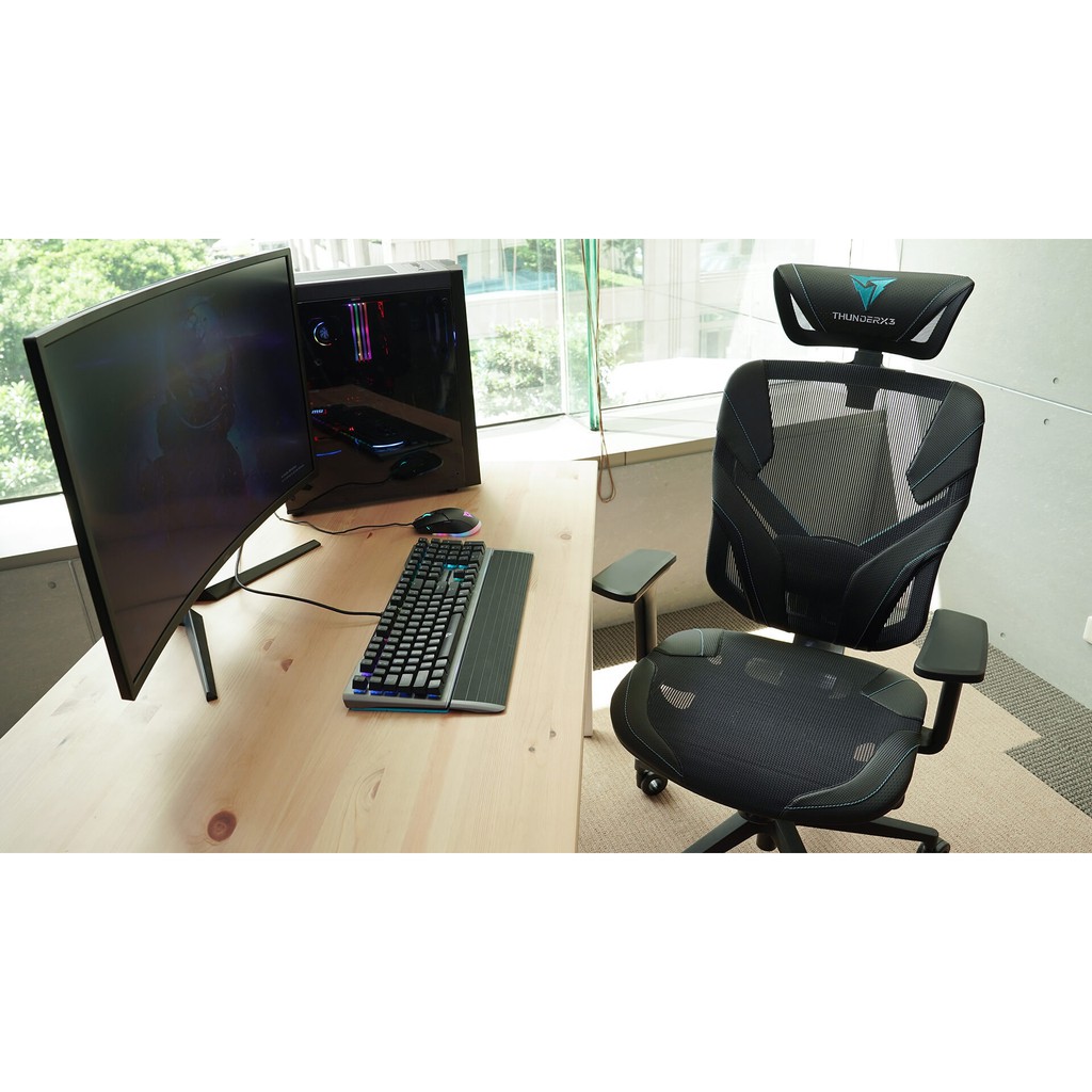 ThunderX3 YAMA5 Gaming Chair - AeroCool Black Red Blue Cyan Yama 5