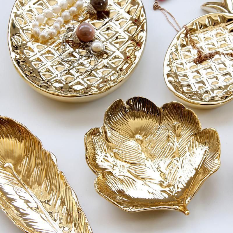 TRAY PINEAPLE IN GOLD/TRAY FEATHER/TRAY GOLD/TRAY DAUN
