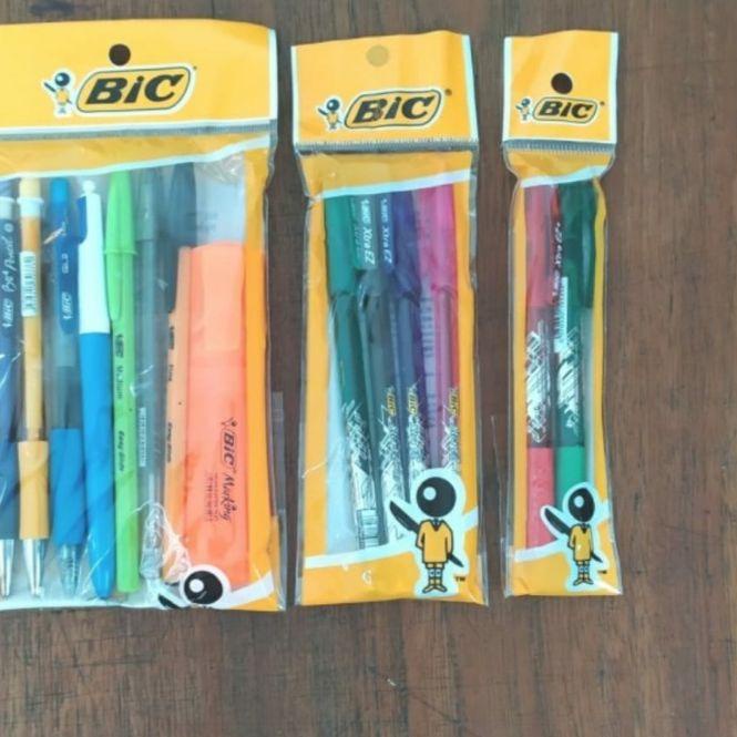 

Banyak Peminat ♜ Paket pulpen pinsil pensil stabilo atk untuk sekolah pinsil mekanik pulpen warna warni^^