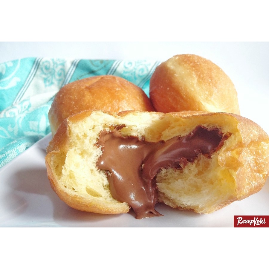 

roti goreng isi coklat home made