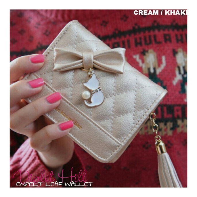 DOMPET HK PITA - Dompet lipat wanita