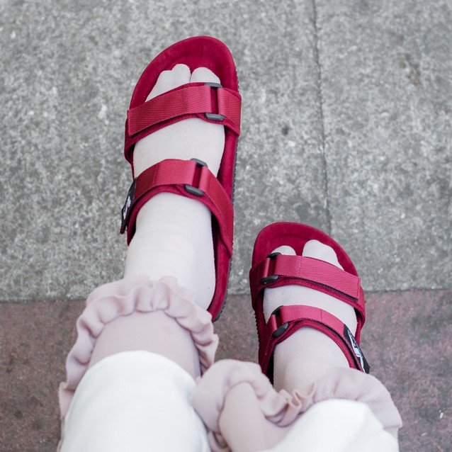 Cyndira Maroon | Sandal Strap Tali Simpel Kayu Wanita Women Sendal Original | FORIND x Lvnatica