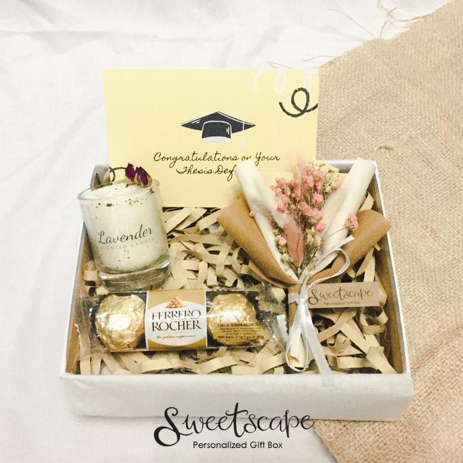 

Gift Box Package 11 - Paket Hampers 11 - Kado Wisuda Sidang