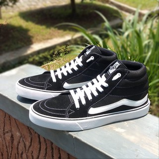  SEPATU  VANS  SK8 HI SNEAKERS HITAM  PUTIH  SEPATU  PRIA 