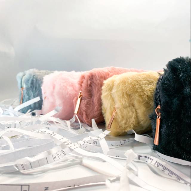 

FLUFFY PENCIL CASE//KOTAK PENSIL BULU//KOTAK PENSIL BULU//KOTAK PENCIL CUTE
