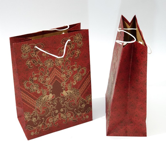 

Paper bag batik ukuran S. 20x15cm