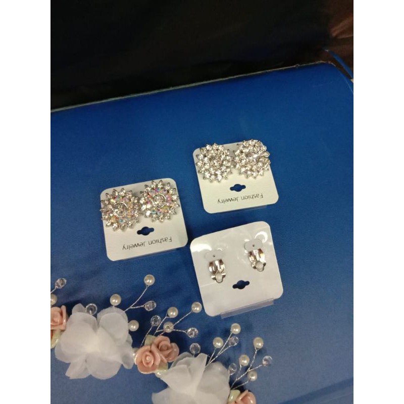 anting giwang jepit