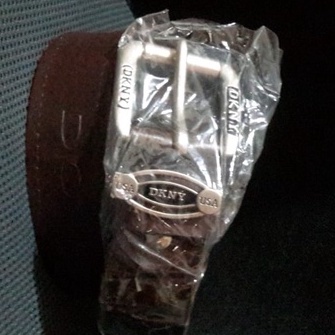 IKAT PINGGANG UNISEX KULIT - DKNY