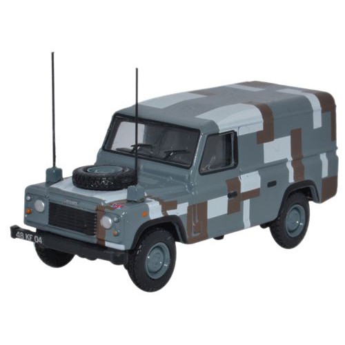 Oxford 1/76 Land Rover Defender Berlin Scheme