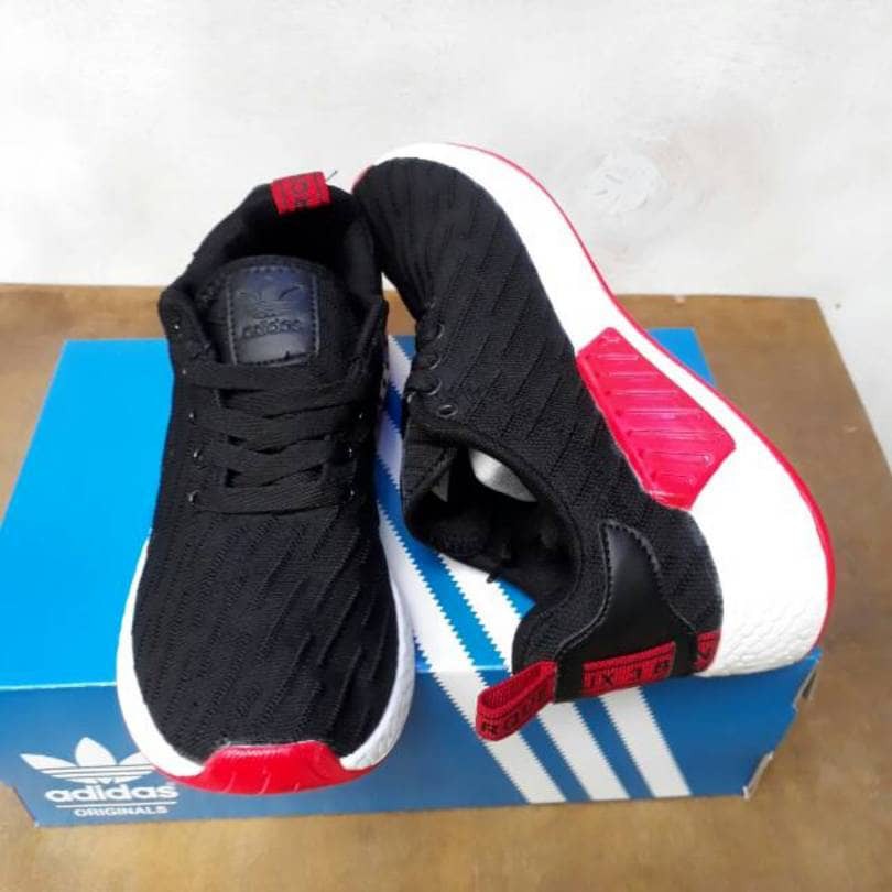 Sepatu Basket KuliahSepatu Adidas NMD R2 Grade Original / Black Red / Import Quality