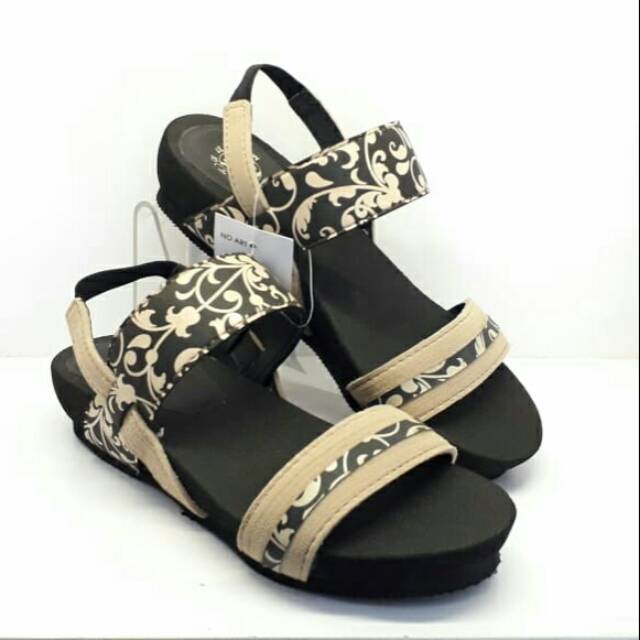 Sandal megumi wanita Angelonia