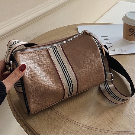 ( 2PC 1KG ) GTBI998878018 New Arrival  !!!  Tas Selempang Wanita Import  Premium Terbaru