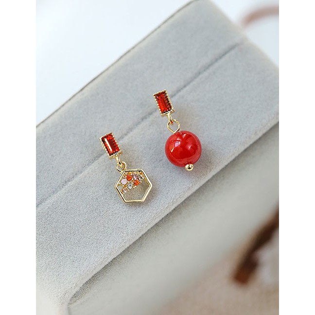 LRC Anting Tusuk Fashion Red Pearl Earrings Diamond Earrings D60876