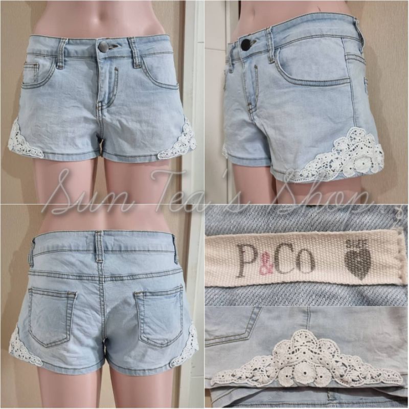 P&Co Blue denim lace side brokat casual jeans shorts.