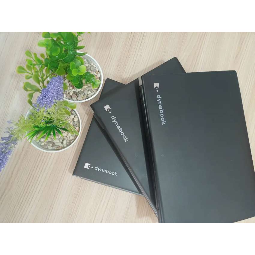 Laptop Murah Toshiba R734 Core i5 Gen 4 RAM 8 GB SSD 120 GB Fisik Sangat Mulus Kamera Normal Bisa Un