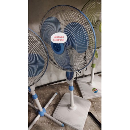 KIPAS ANGIN 3IN1 BERDIRI DINDING MEJA MIYAKO 101 TJR