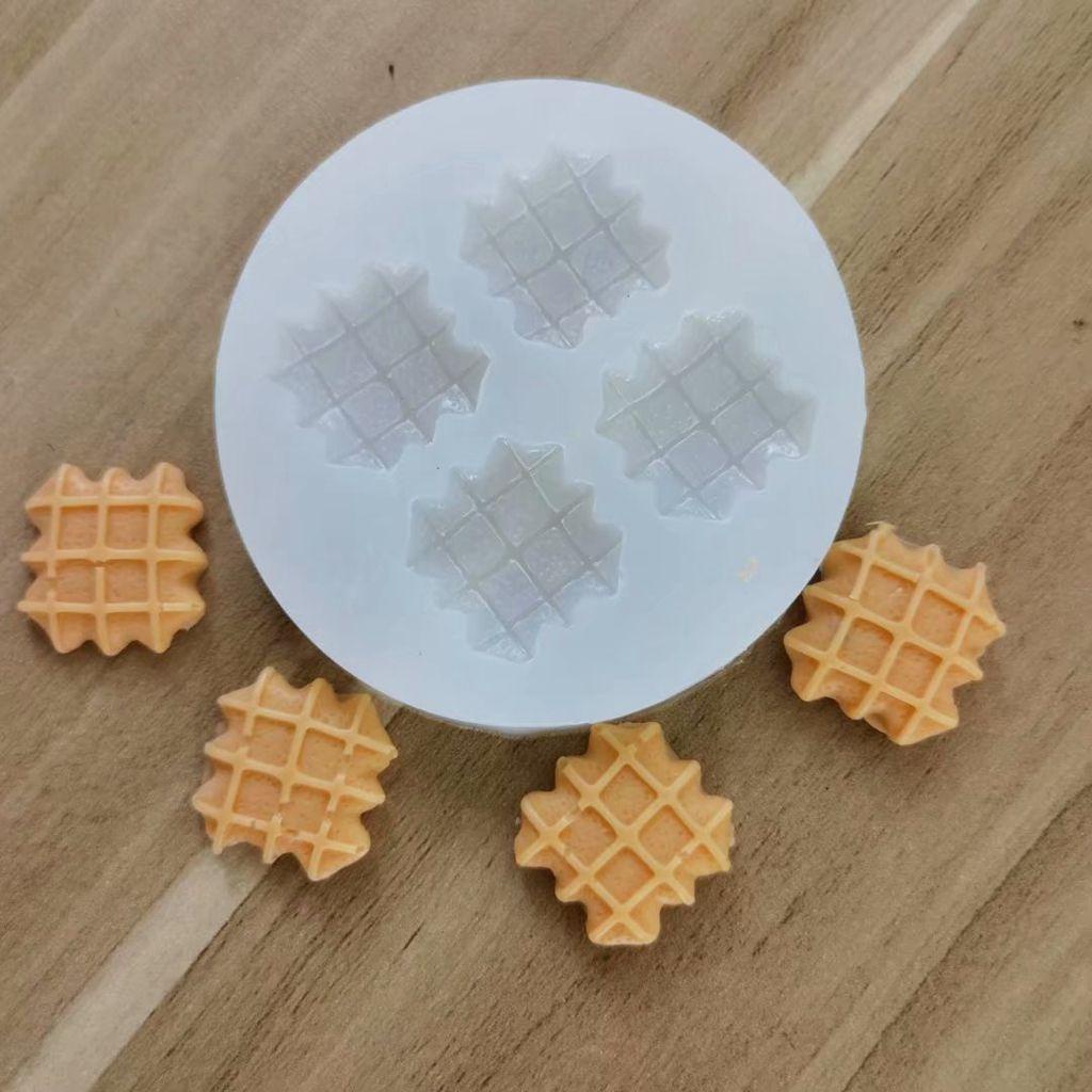 [Elegan] Cetakan Waffle Lembut Mudah Demold Kreatif Untuk Coklat, Sandwich, Wafer Kerajinan Tangan Dekor Kue Hand Made