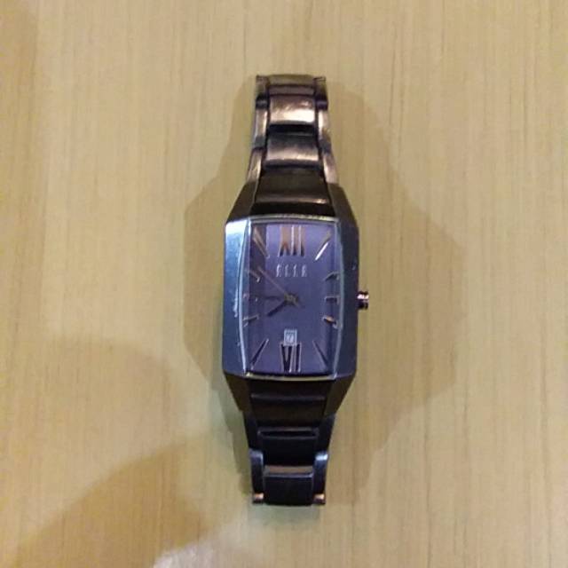 Jam tangan wanita Elle