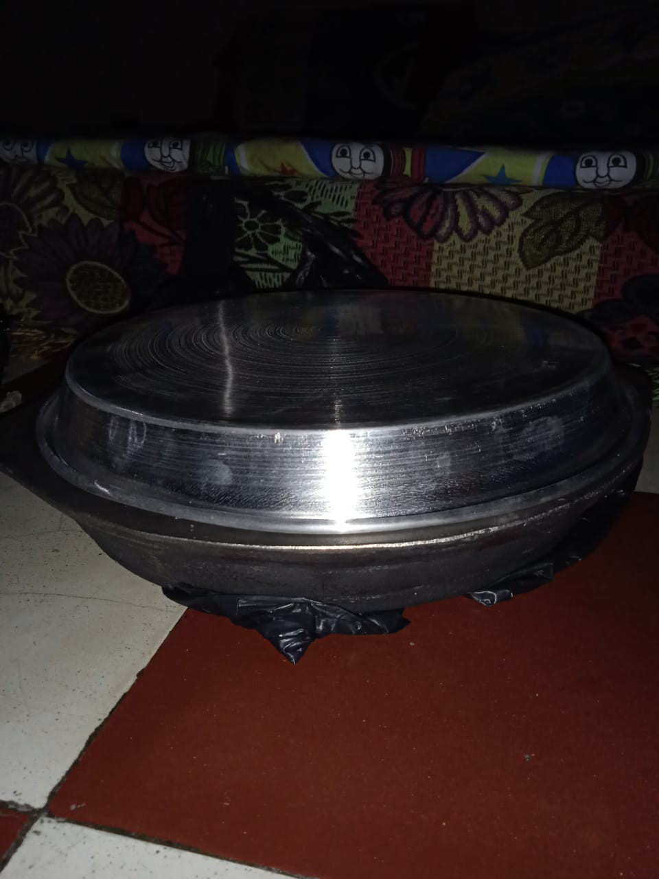 Wajan Martabak Manis Bangka Terang Bulan Ukuran 22 Cm+tutup/besi Cor