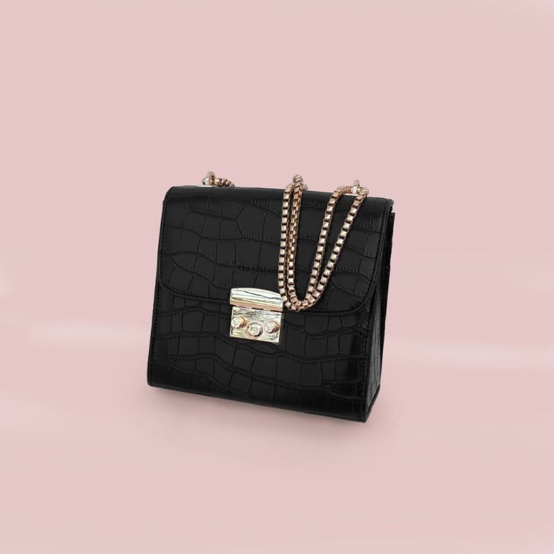 Eleina Bag By Femmebravile