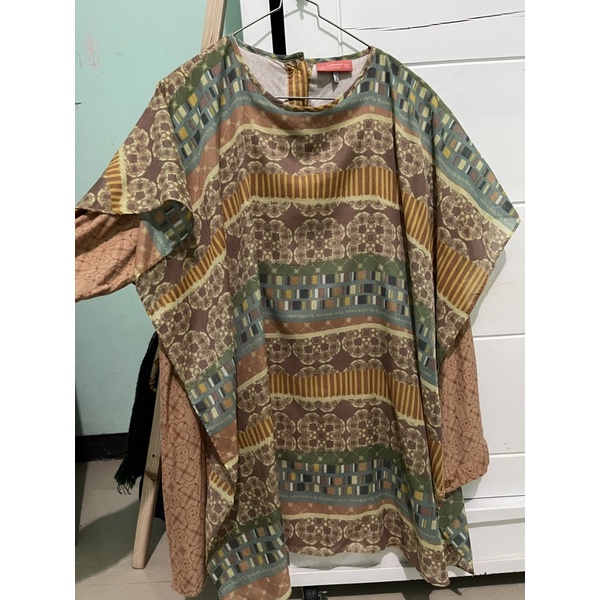 ria miranda sale jenar top