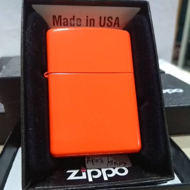 KOREK/MANCIS ZIPPO ORIGINAL NEON ORANGE