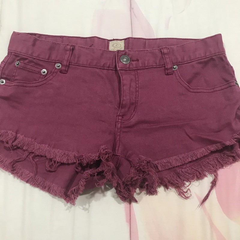 Preloved Rip Curl Burgundy shorts