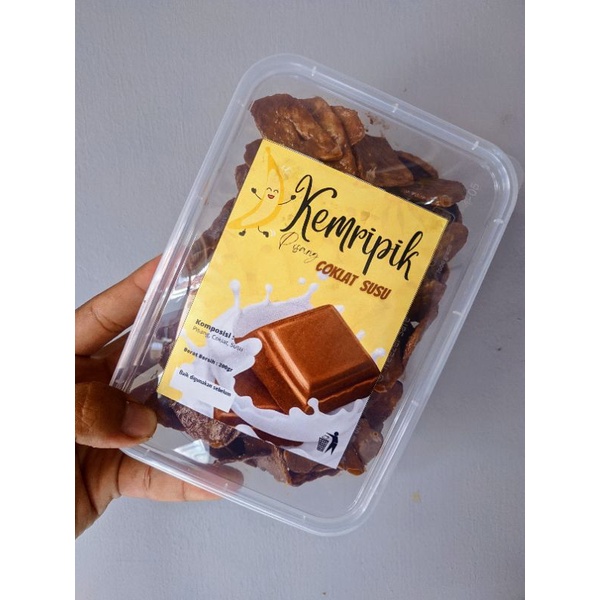 

Kemripik Pisang Lumer Coklat Susu