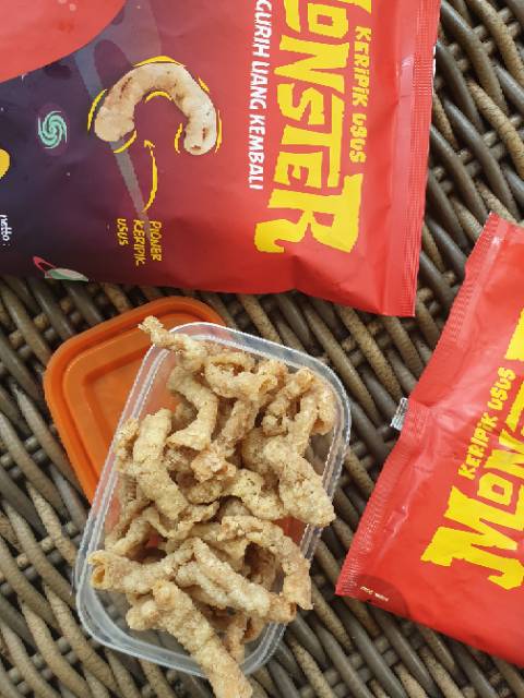 

Keripik Usus garing Monster