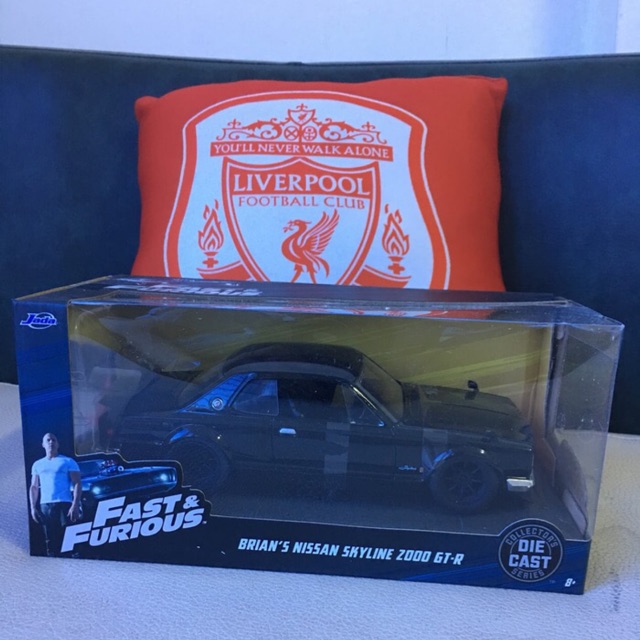 Jada 24 brians nissan skyline 2000 GT R