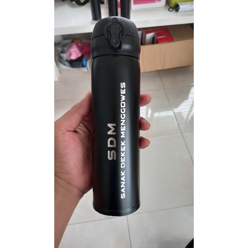 Tumbler Custom Botol minum Termos 500ML Steinless 304 Sudah cetak Nama Logo Laser Grafir design suka suka - Souvenir Promosi Niagara Life Sakura Sport double wall botol carabiner slim LED botol bowling